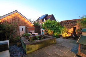 Photo 18- click for photo gallery